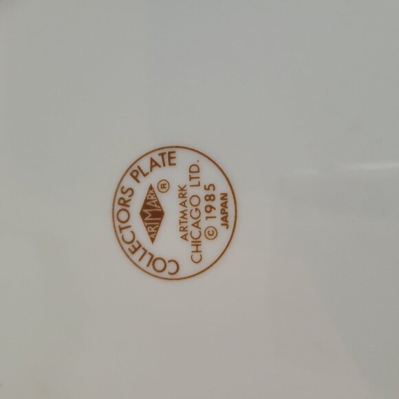 Vintage Artmark Collectors Plate With Gold Trim & Floral Butterfly Daffodil 1985 - Picture 4 of 5